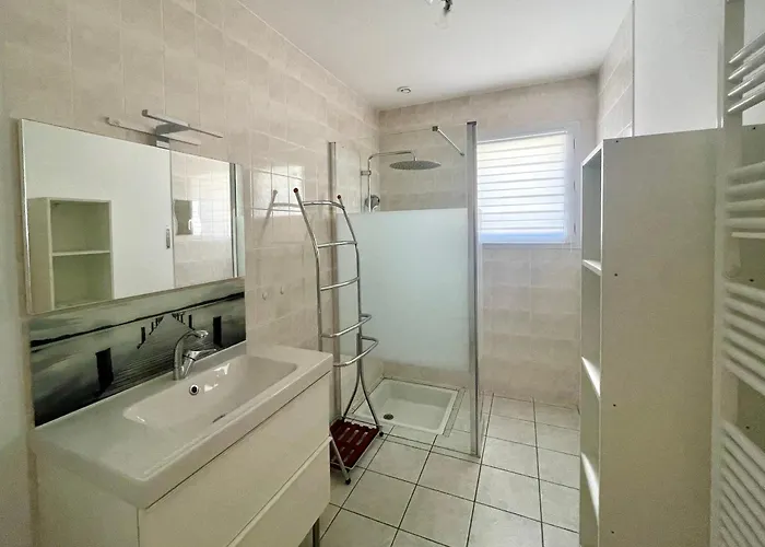 Vakantiehuis Maison Plain-pied Avec Jardin Clos A 300m De La - 4 - Wifi - - Fr-1-231-183 *